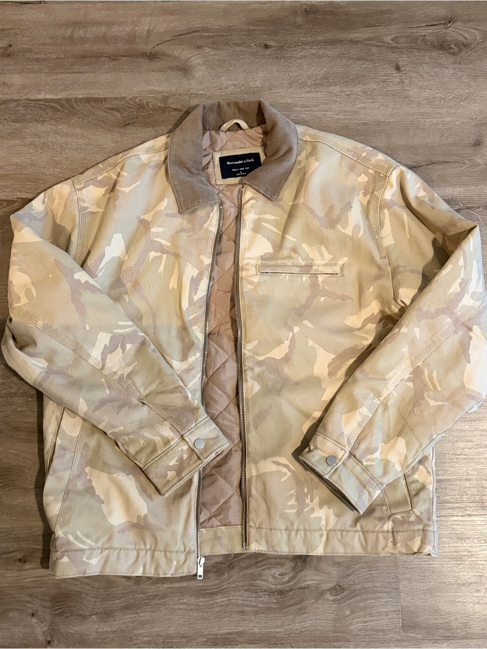 Abercrombie & Fitch Men's Beige Camo Field Jacket